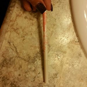 Chella eyebrow liner