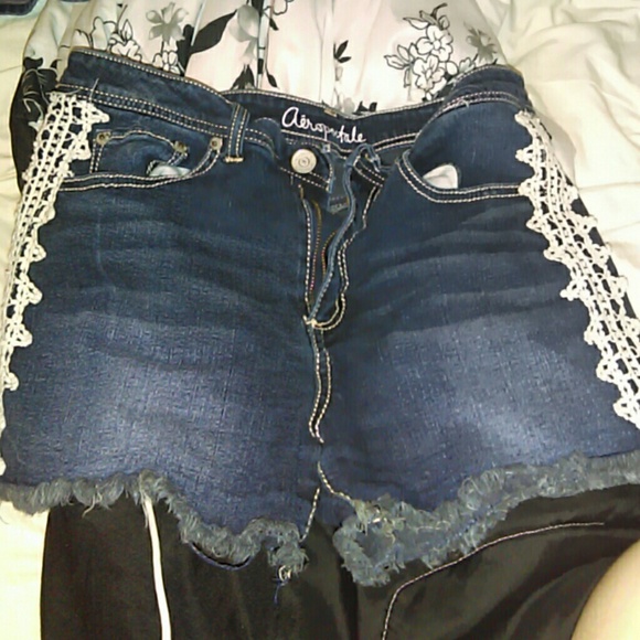 Aeropastle shorts