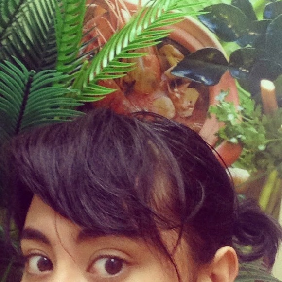 Meet your Posher, Daphne