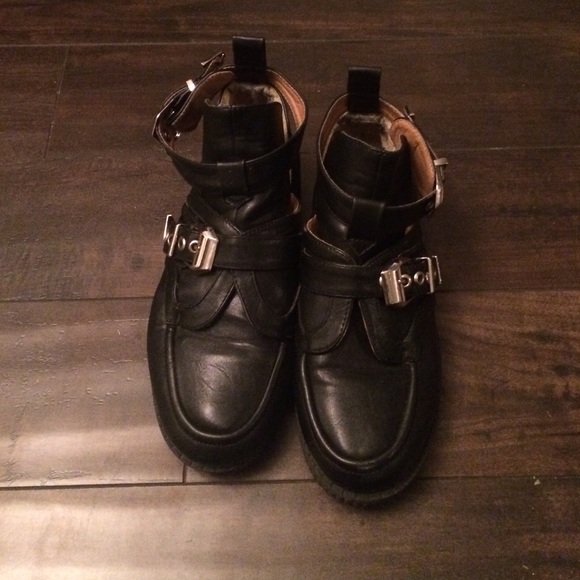 Black Creeper Sneakers