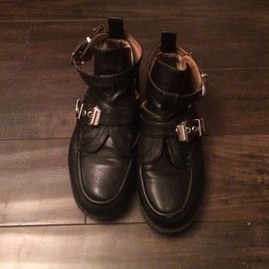 Black Creeper Sneakers