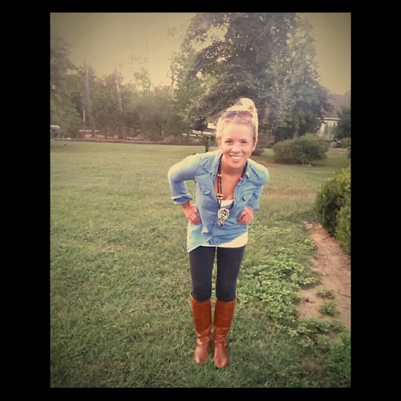 Meet your Posher, Carlyn