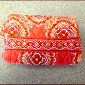 Vera Bradley makeup bag