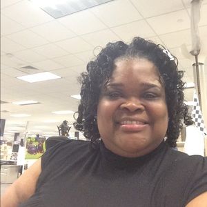 Meet your Posher, Teresa