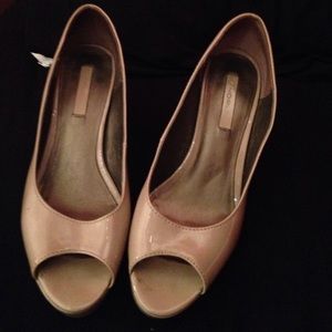 Low taupe nude open toe heels