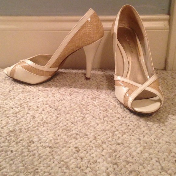 Business casual heel