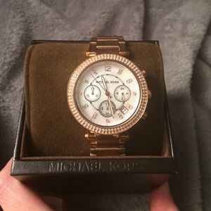 🌟🌟 SALE MK Rose Gold Watch⭐️⭐️⭐️