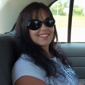 Meet your Posher, Sara