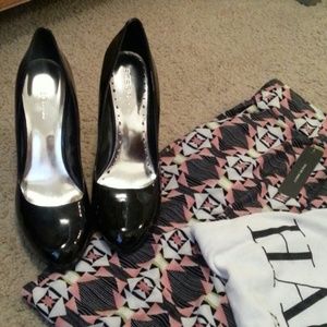 Sold BCBG girls generation black shiny high heels