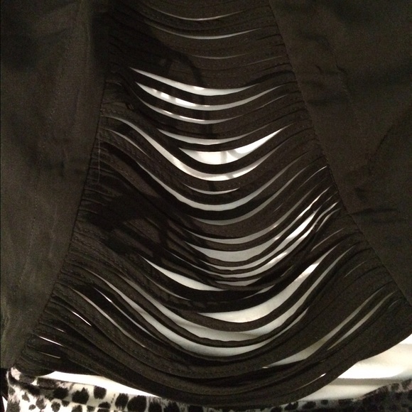 NWT Black Blazer with Cut Outs - Picture 4 of 4