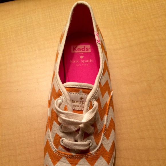 New Kate Spade Chevron Print Keds - Picture 2 of 4