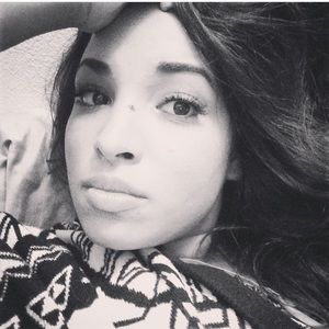 Meet your Posher, Tara