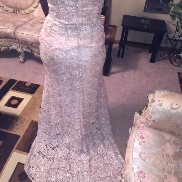 Dress - Picture 1 of 2