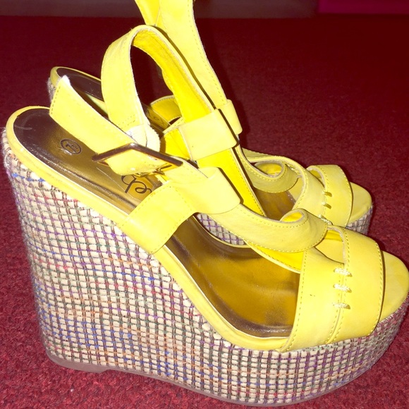 Wedge heel