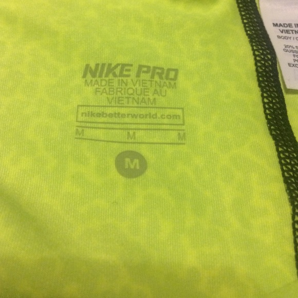 💥💥SOLD💥💥 💚Nike Shorts💚 - Picture 3 of 3