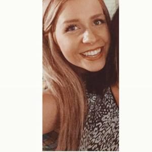 Meet your Posher, Chloe