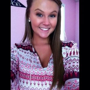 Meet your Posher, Alison