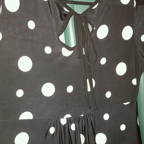 🔷SOLD👗 Black & White Polka Dot Paisley Dress 👠 - Picture 2 of 3