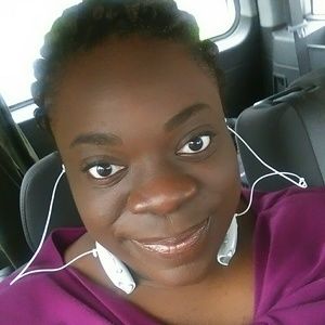 Meet your Posher, Arielle