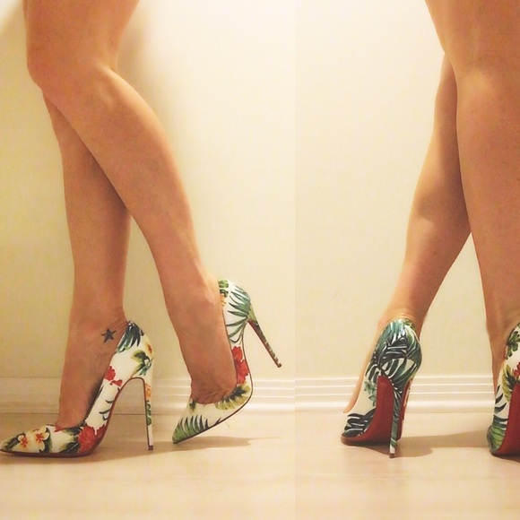 🍿NOT FOR SALE 🍿 Meet your Posher! - Picture 4 of 4