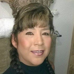 Meet your Posher, Josefina