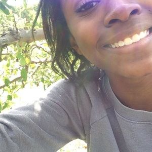 Meet your Posher, Danika