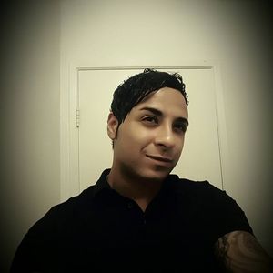 Meet your Posher, Cesar