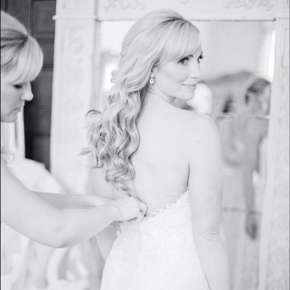 Hello! Welcome to my closet!😊 - Picture 3 of 15