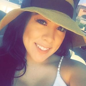 Meet your Posher, Dayanne