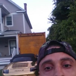 Meet your Posher, Christopher