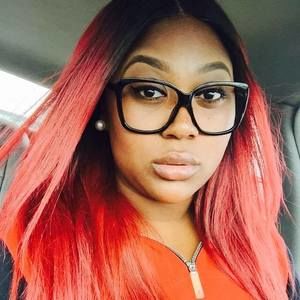 Meet your Posher, Chrystle