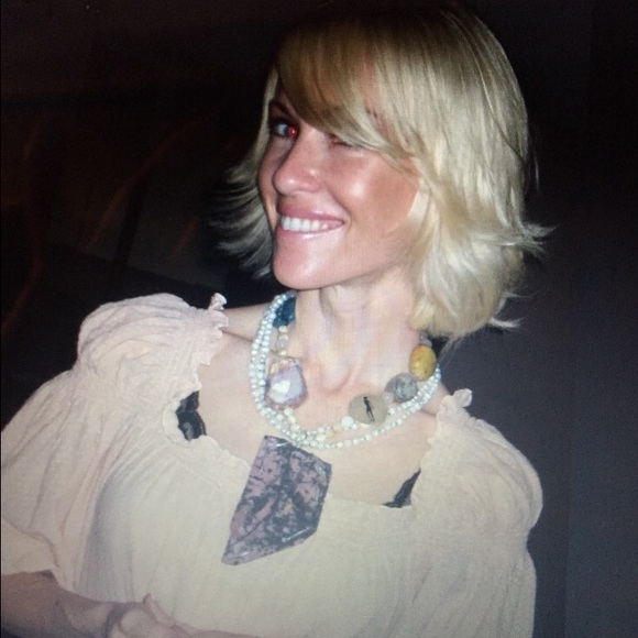 Meet your Posher, Marlaina - Picture 2 of 4