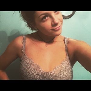 Meet your Posher, Sierra