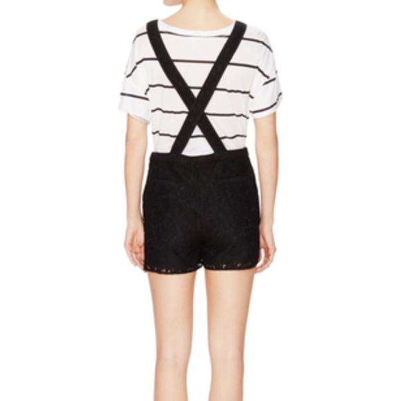 Lace short overall - Picture 2 of 4