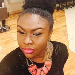 Meet your Posher, Patrease