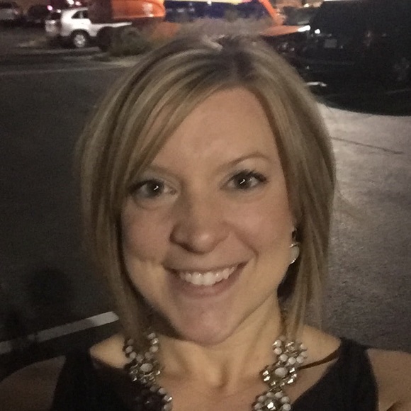 Meet your Posher, Natalie - Picture 1 of 1