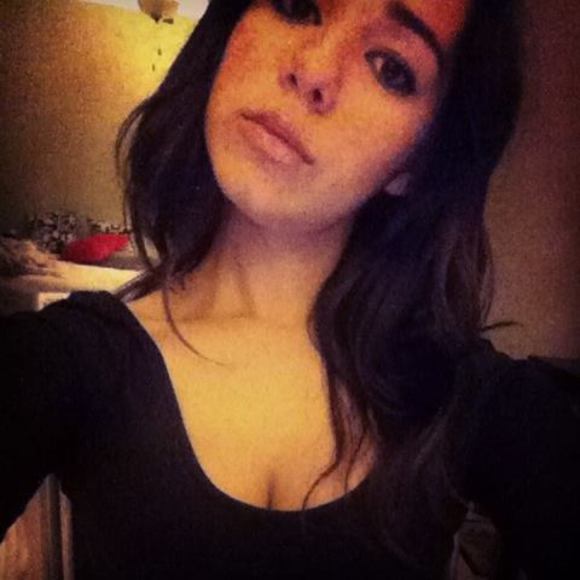Meet your Posher, Alejandra