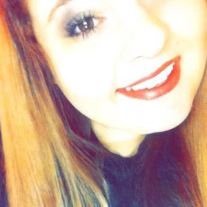 Meet your Posher, Nicolle