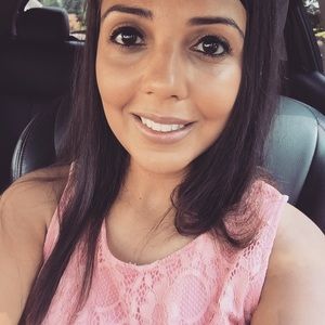 Meet your Posher, Frances