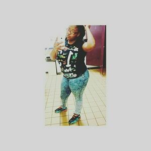 Meet your Posher, Nicole