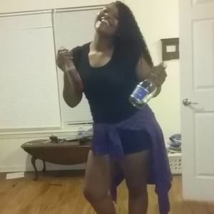 Meet your Posher, Desiree