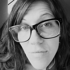 Meet your Posher, Marisa
