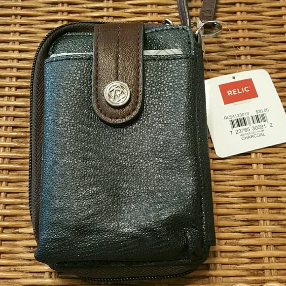 Relic wristlet