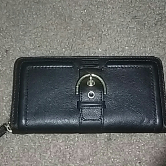 NWT authentic  Black coach wallet with gold buckle