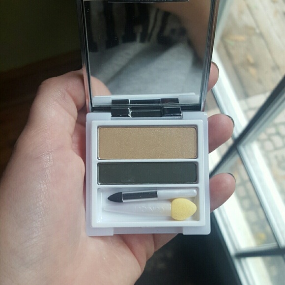 SOLD Clinique eyeshadow duo