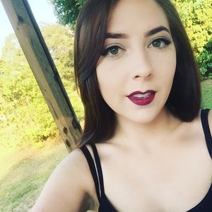 Meet your Posher, Paige