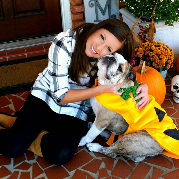 Meet your Posher, Alex - Picture 3 of 4