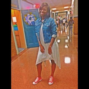 Meet your Posher, Tyona