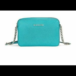 MICHAEL Michael Kors Jet Set Large E/W Cross body