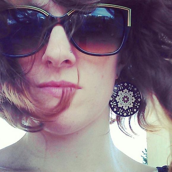 Meet your Posher, Katie - Picture 1 of 1